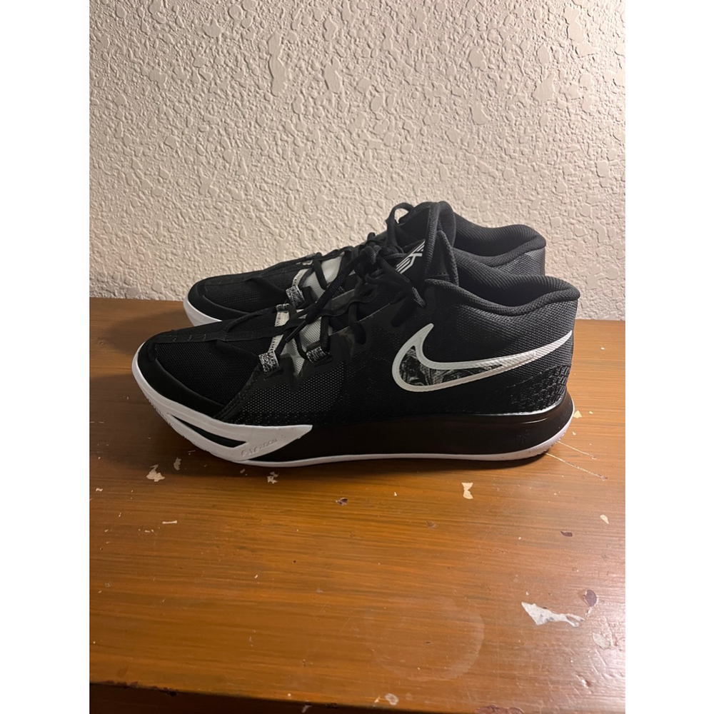 Nike Kyrie 5 Low